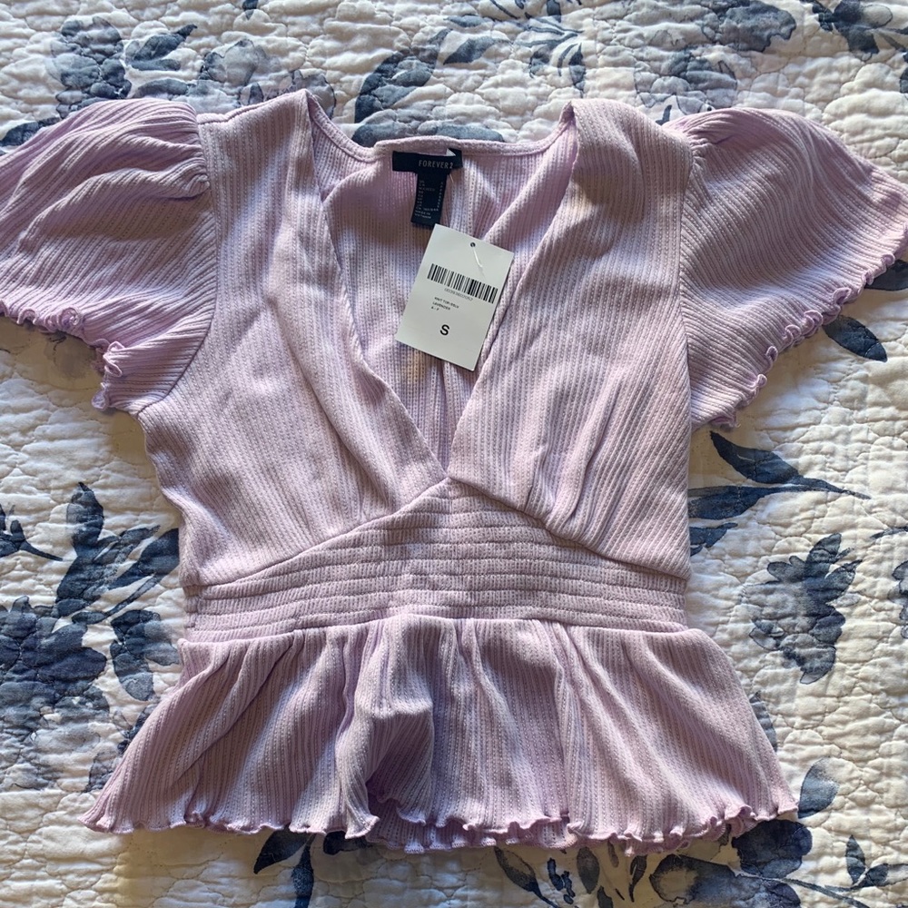 Forever 21 Lavender Knit Top with Flowey Sleeves